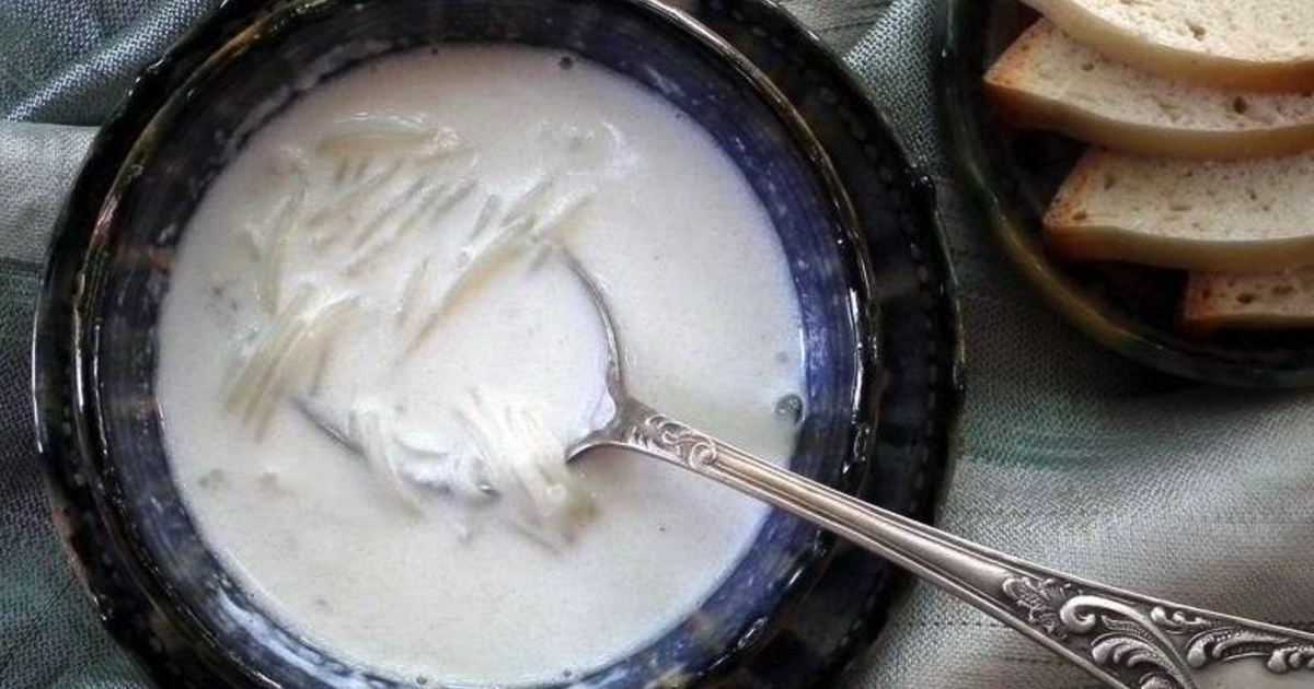 Молочный суп с вермишелью и яйцом рецепт с фото