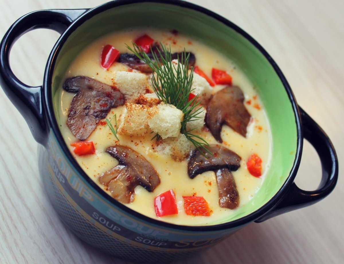 Тайский грибной суп