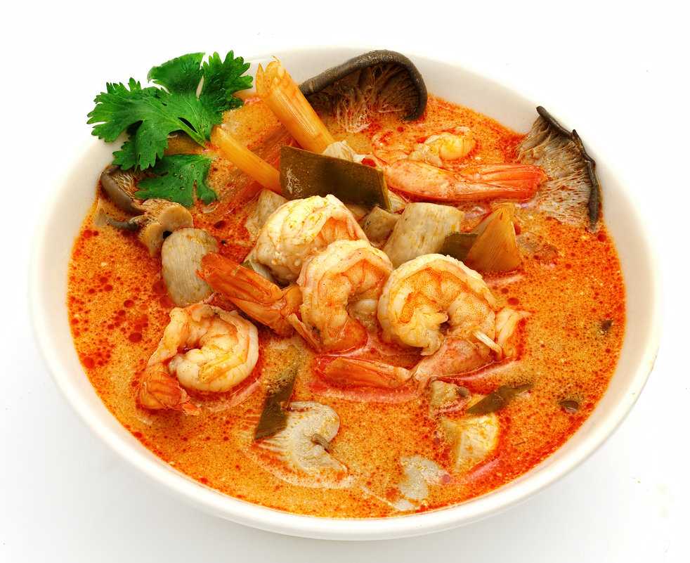 Суп том яс. Тайский суп том ям. Том ям кунг (Tom Yum Goong). Тайский суп том ям с креветками.