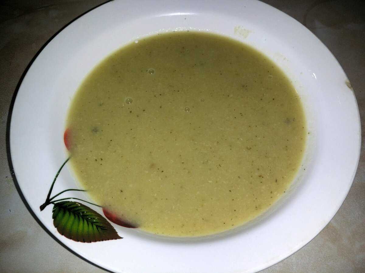 Куриный суп пюре с чесноком