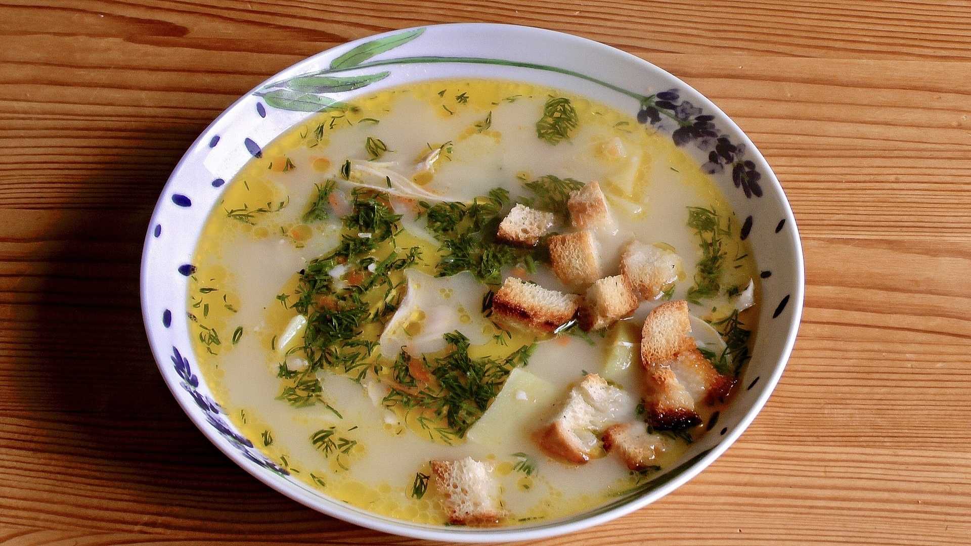 Рыбный суп с грибами